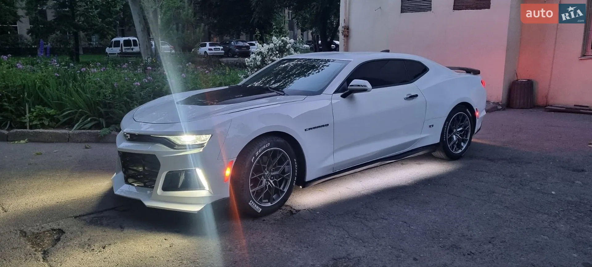 2019 Chevrolet Camaro - мініатюра 3