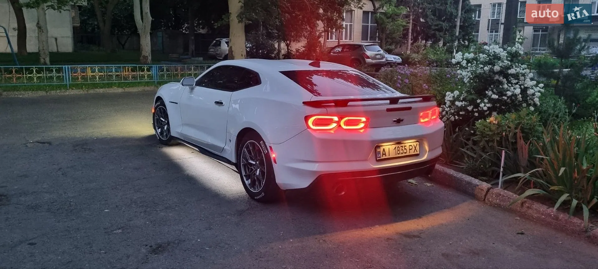 2019 Chevrolet Camaro - мініатюра 4