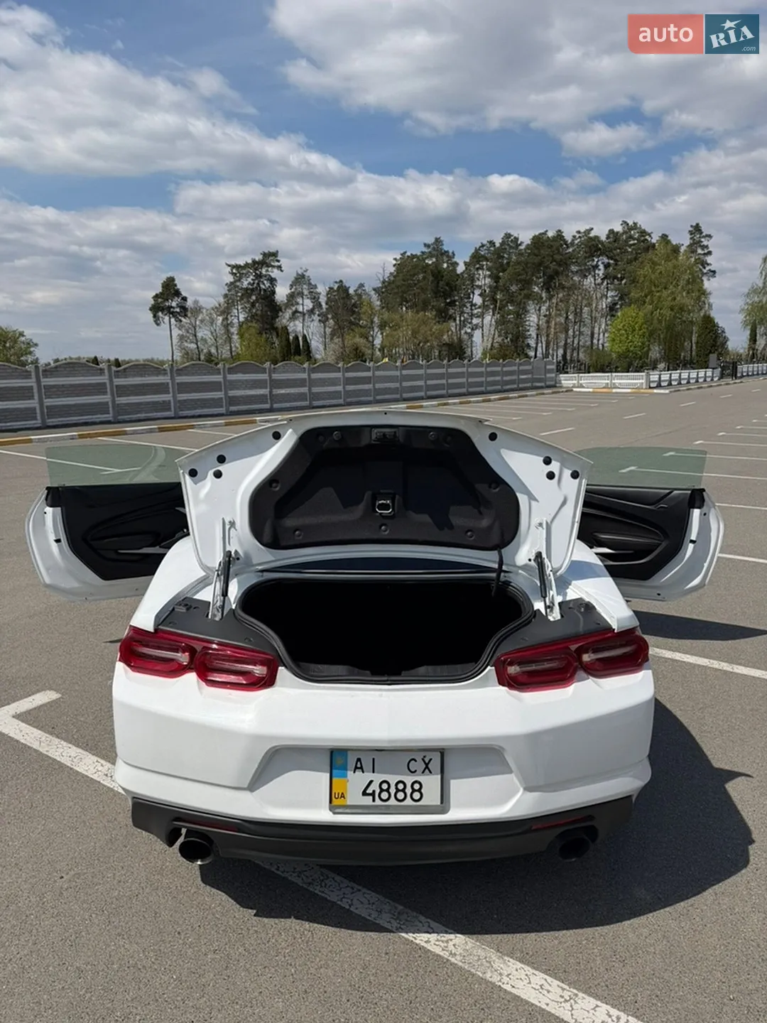 2019 Chevrolet Camaro - мініатюра 18