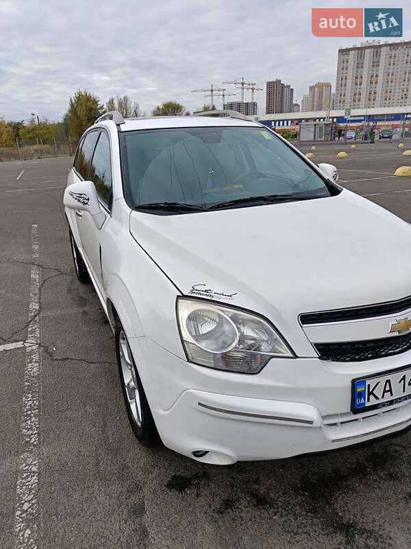 Внедорожник / Кроссовер Chevrolet Captiva Sport 2014 в Киеве