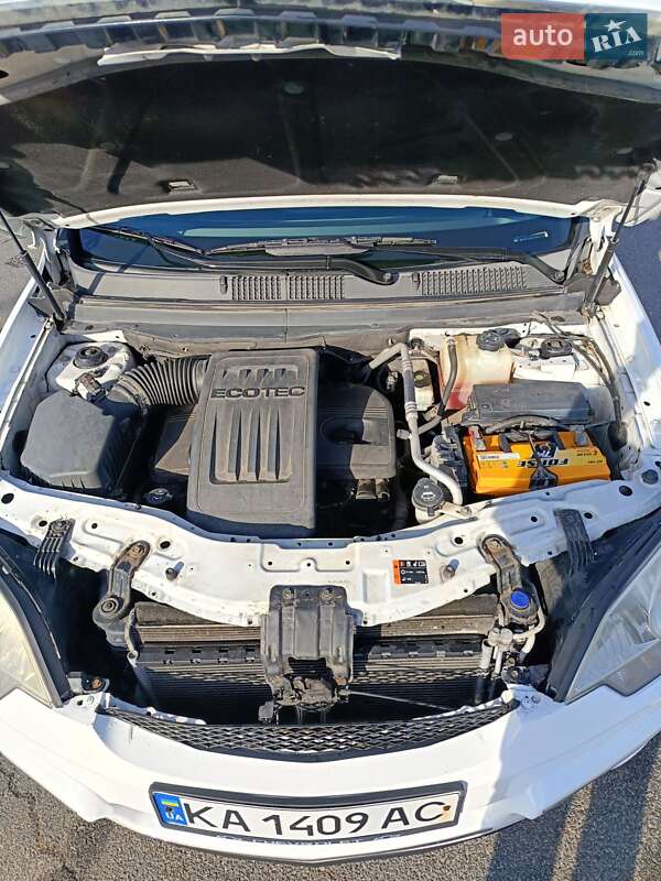 Позашляховик / Кросовер Chevrolet Captiva Sport 2014 в Києві