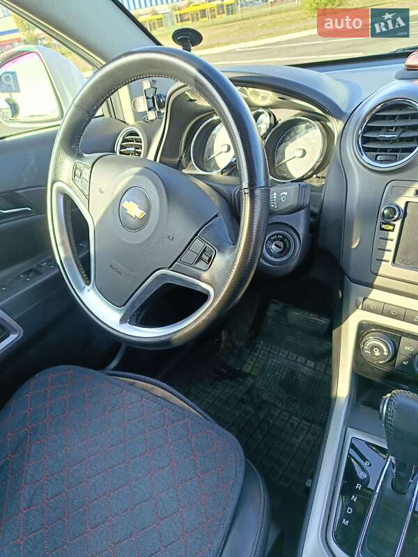 Позашляховик / Кросовер Chevrolet Captiva Sport 2014 в Києві