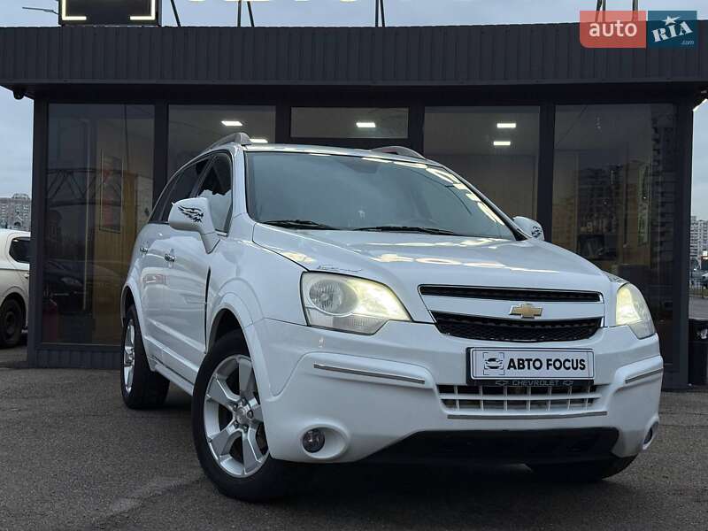 Внедорожник / Кроссовер Chevrolet Captiva Sport 2014 в Киеве