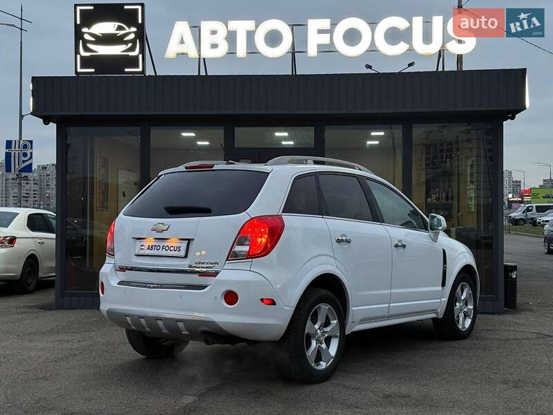 Внедорожник / Кроссовер Chevrolet Captiva Sport 2014 в Киеве