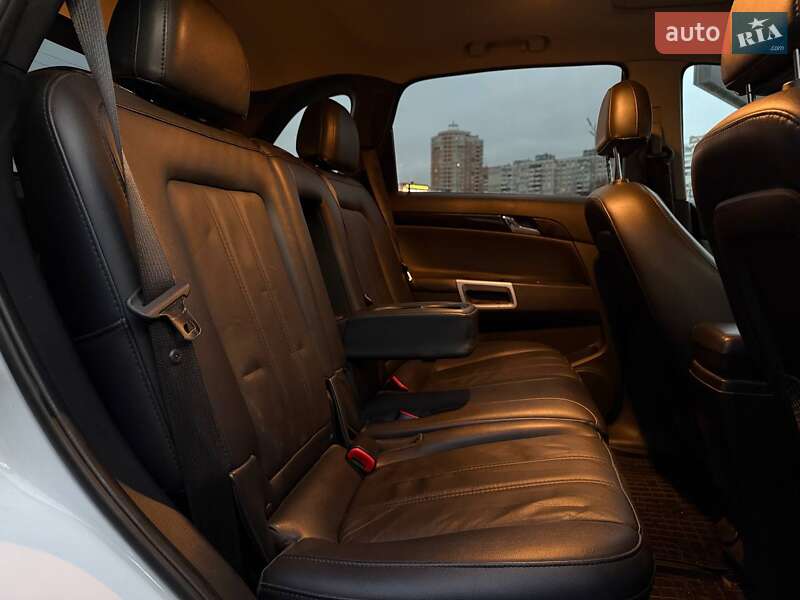 Внедорожник / Кроссовер Chevrolet Captiva Sport 2014 в Киеве