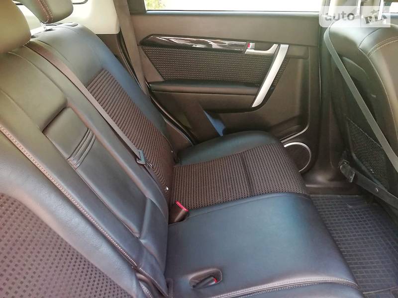 Позашляховик / Кросовер Chevrolet Captiva 2012 в Харкові