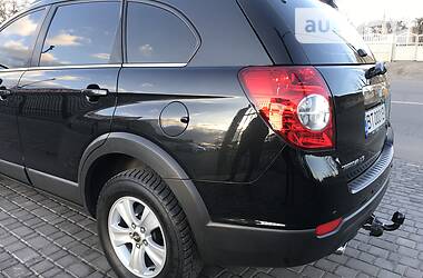 Позашляховик / Кросовер Chevrolet Captiva 2010 в 