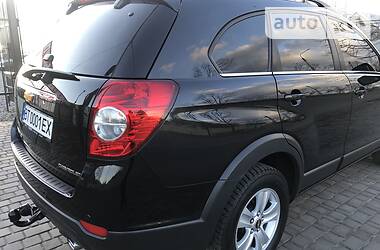 Позашляховик / Кросовер Chevrolet Captiva 2010 в 
