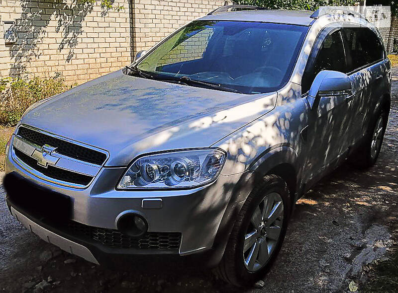 Позашляховик / Кросовер Chevrolet Captiva 2008 в Харкові