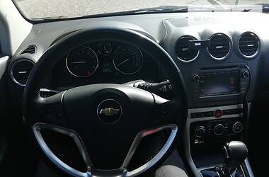 Позашляховик / Кросовер Chevrolet Captiva 2014 в 