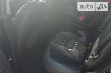 Позашляховик / Кросовер Chevrolet Captiva 2014 в 