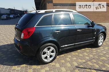 Позашляховик / Кросовер Chevrolet Captiva 2014 в 