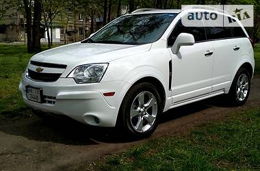 Позашляховик / Кросовер Chevrolet Captiva 2014 в 