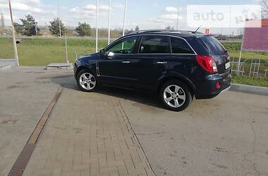 Позашляховик / Кросовер Chevrolet Captiva 2014 в 