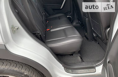 Позашляховик / Кросовер Chevrolet Captiva 2012 в 