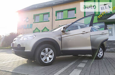 Позашляховик / Кросовер Chevrolet Captiva 2008 в 