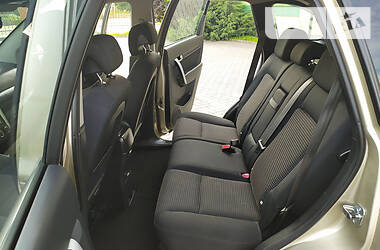 Позашляховик / Кросовер Chevrolet Captiva 2008 в 