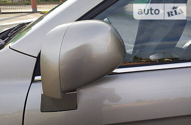 Позашляховик / Кросовер Chevrolet Captiva 2008 в 