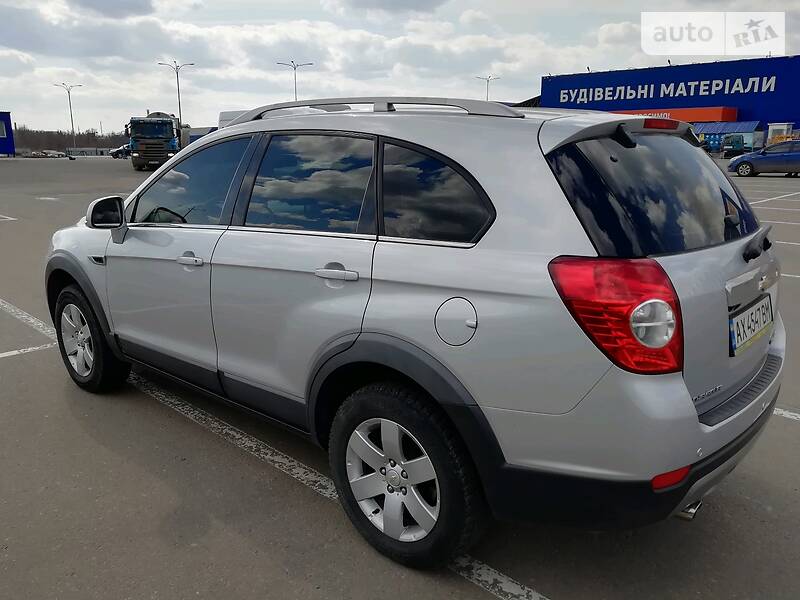 Позашляховик / Кросовер Chevrolet Captiva 2012 в Харкові