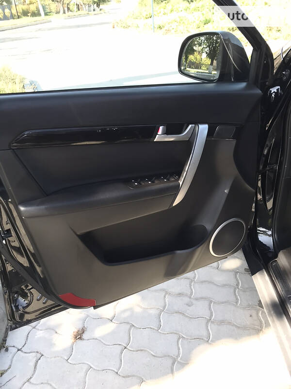 Внедорожник / Кроссовер Chevrolet Captiva 2011 в Сокале