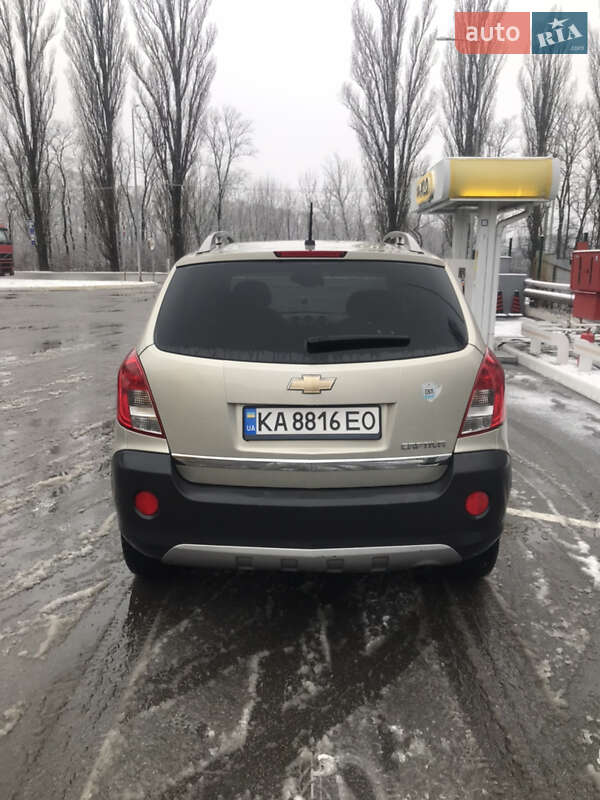 Внедорожник / Кроссовер Chevrolet Captiva 2014 в Киеве