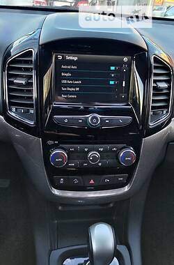 Внедорожник / Кроссовер Chevrolet Captiva 2016 в 