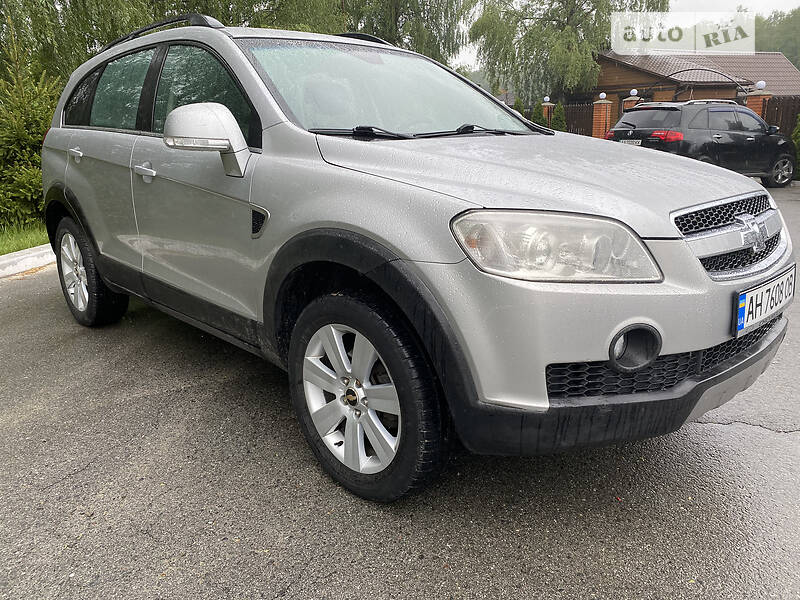 Позашляховик / Кросовер Chevrolet Captiva 2006 в Києві