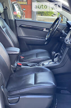 Внедорожник / Кроссовер Chevrolet Captiva 2012 в 