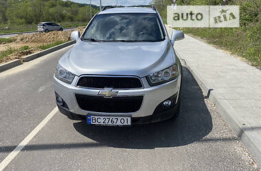 Позашляховик / Кросовер Chevrolet Captiva 2011 в Львові