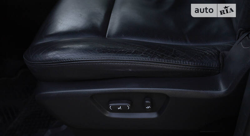 Позашляховик / Кросовер Chevrolet Captiva 2008 в Києві