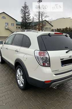 Внедорожник / Кроссовер Chevrolet Captiva 2012 в Луцке