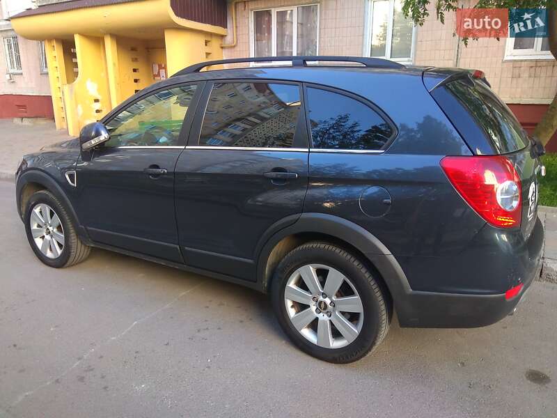 Позашляховик / Кросовер Chevrolet Captiva 2007 в Тернополі