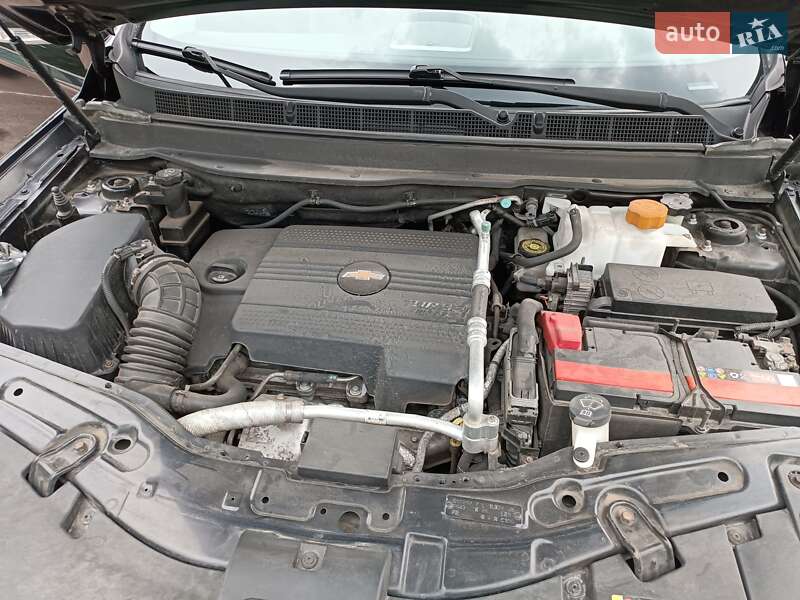 Внедорожник / Кроссовер Chevrolet Captiva 2012 в Житомире