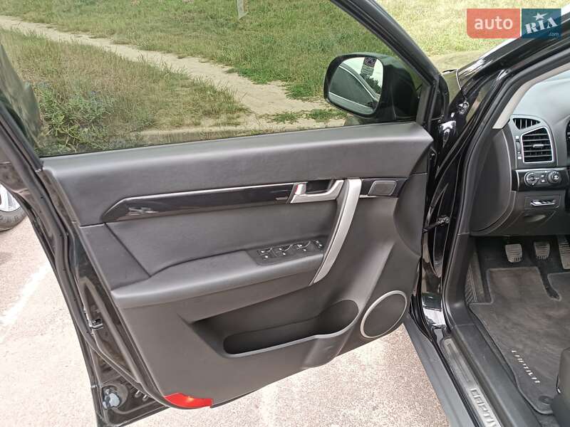 Внедорожник / Кроссовер Chevrolet Captiva 2012 в Житомире