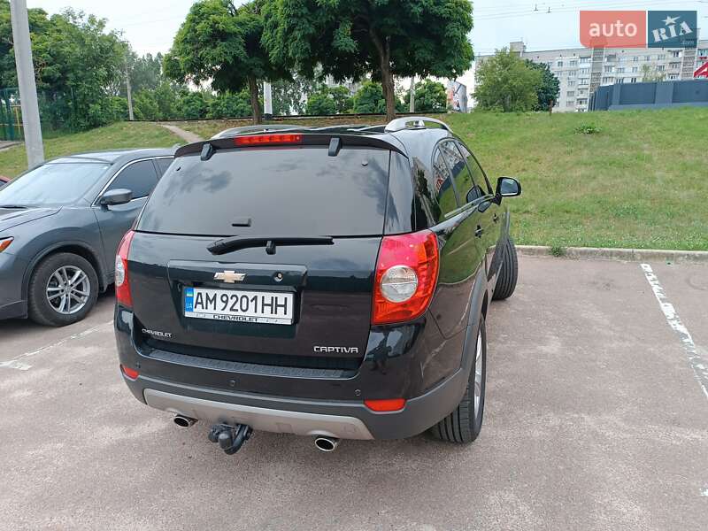 Внедорожник / Кроссовер Chevrolet Captiva 2012 в Житомире