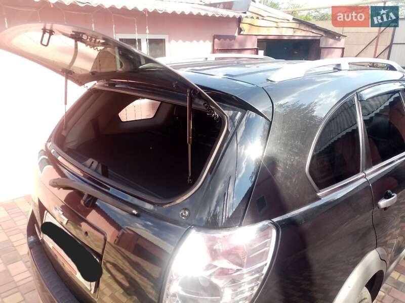 Внедорожник / Кроссовер Chevrolet Captiva 2011 в Царичанке