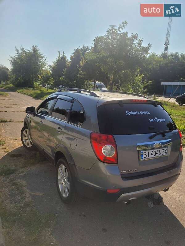Внедорожник / Кроссовер Chevrolet Captiva 2010 в Полтаве
