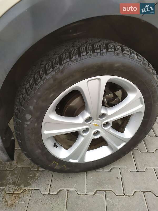 Позашляховик / Кросовер Chevrolet Captiva 2012 в Чернівцях