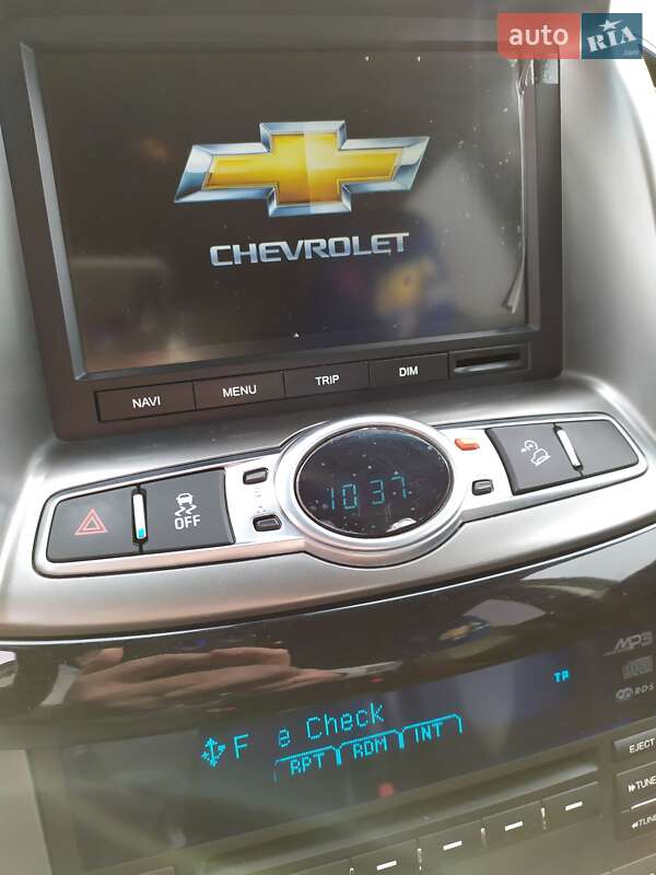 Позашляховик / Кросовер Chevrolet Captiva 2012 в Чернівцях