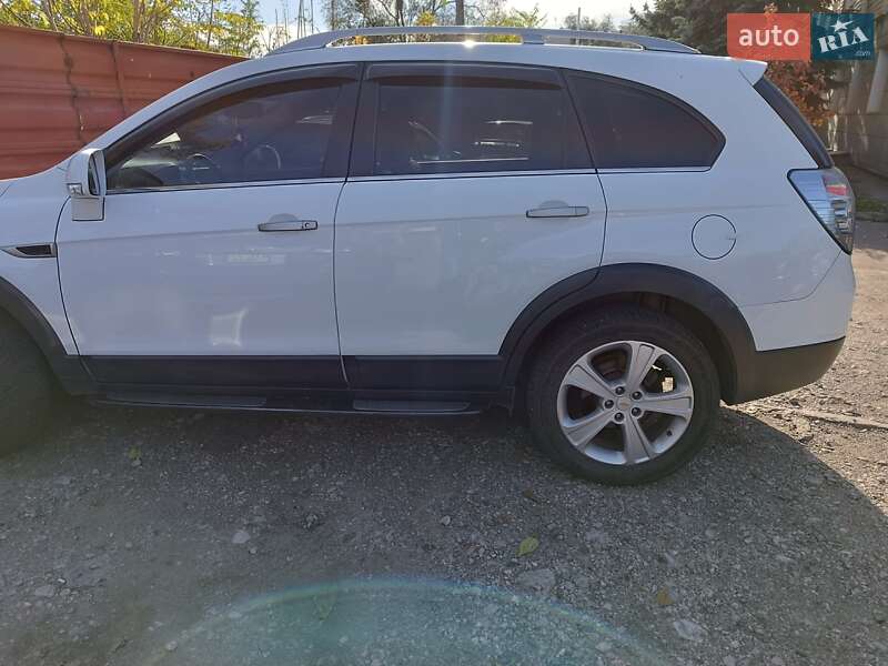 Внедорожник / Кроссовер Chevrolet Captiva 2011 в Каменском фото 4 Внедорожник / Кроссовер Chevrolet Captiva 2011 в Каменском