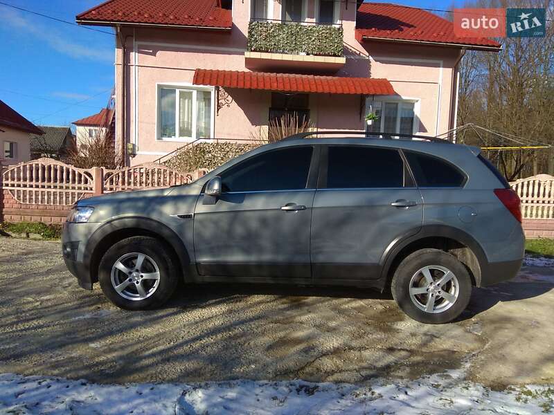Внедорожник / Кроссовер Chevrolet Captiva 2011 в Ивано-Франковске