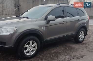Позашляховик / Кросовер Chevrolet Captiva 2009 в 