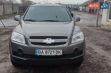 Позашляховик / Кросовер Chevrolet Captiva 2009 в 