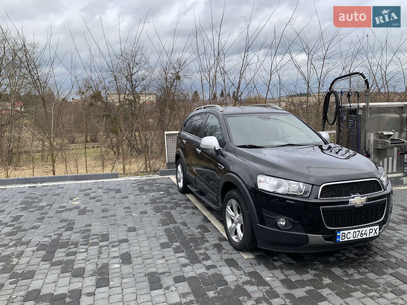 Внедорожник / Кроссовер Chevrolet Captiva 2012 в Львове