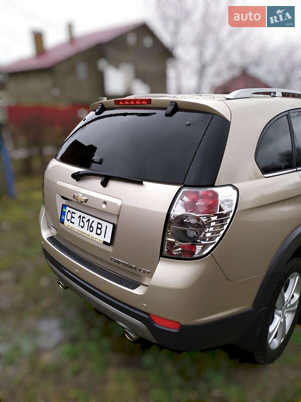 Позашляховик / Кросовер Chevrolet Captiva 2012 в Чернівцях