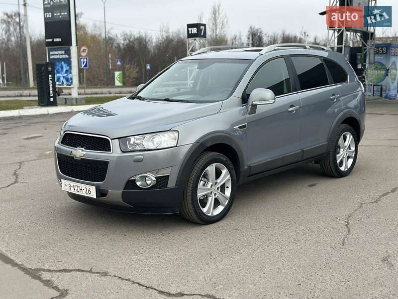 Внедорожник / Кроссовер Chevrolet Captiva 2012 в Дубно