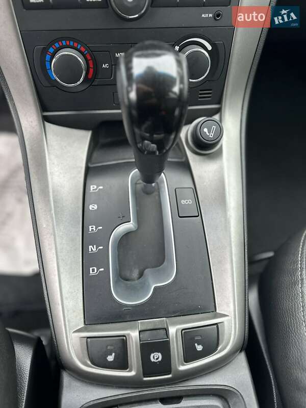 Внедорожник / Кроссовер Chevrolet Captiva 2012 в Дубно