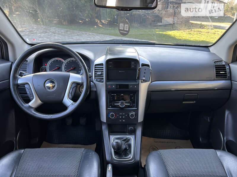 Внедорожник / Кроссовер Chevrolet Captiva 2009 в Луцке