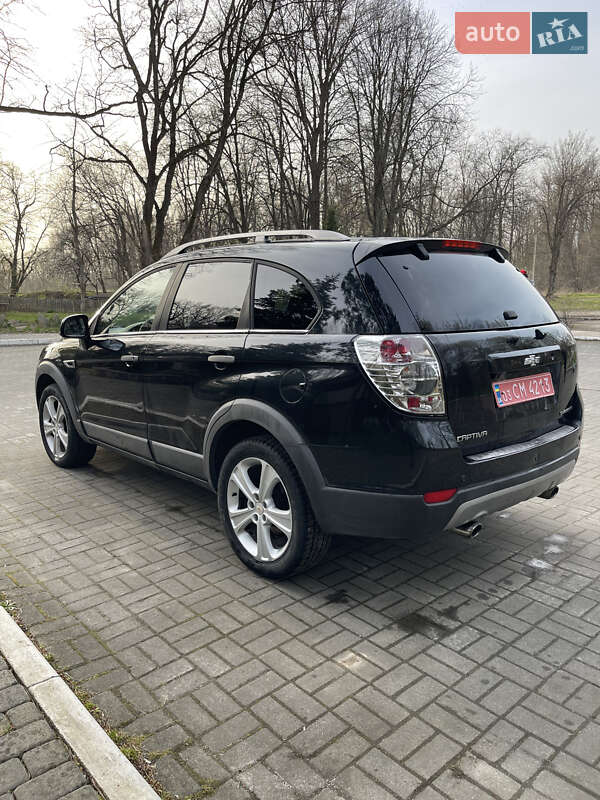 Позашляховик / Кросовер Chevrolet Captiva 2011 в Дрогобичі