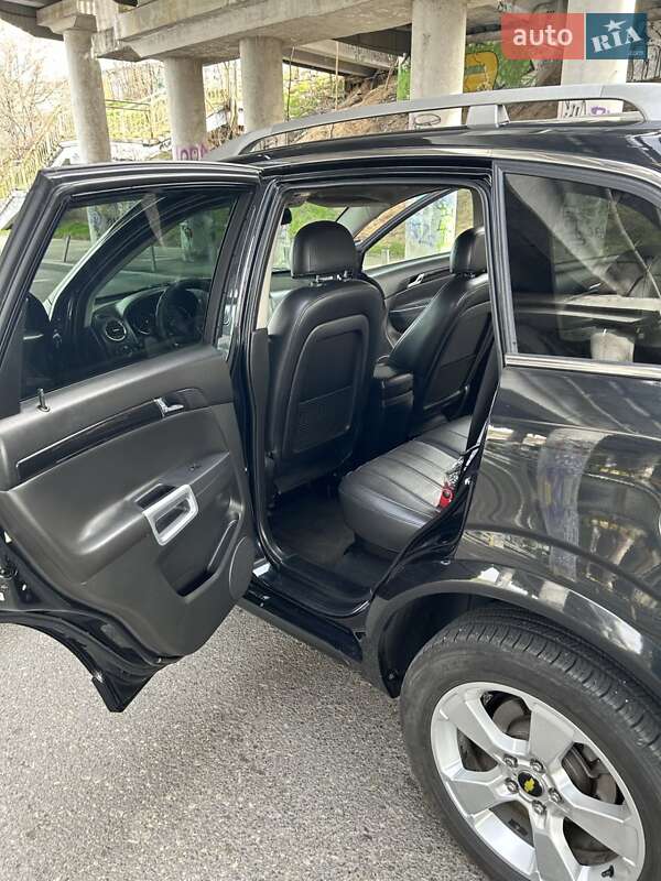 Внедорожник / Кроссовер Chevrolet Captiva 2014 в Одессе